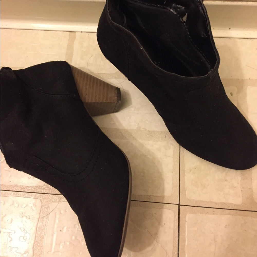 Madden girl black ankle booties